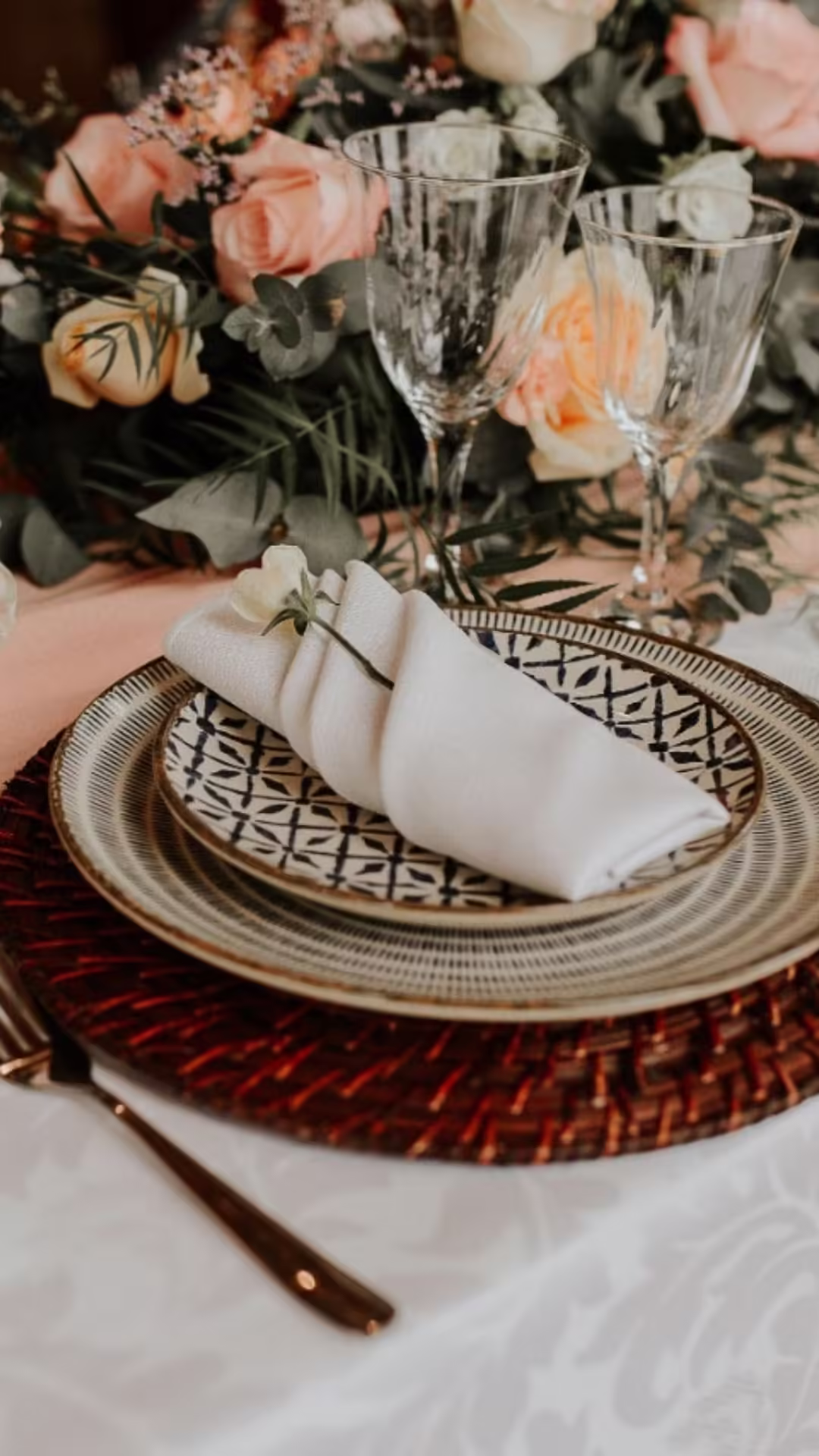 Foto da mesa de casamento para os convidadsos - buffet de churrasco apra casamento