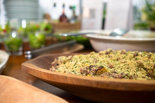 Farofa de milho com jalapño - buffet de churrasco