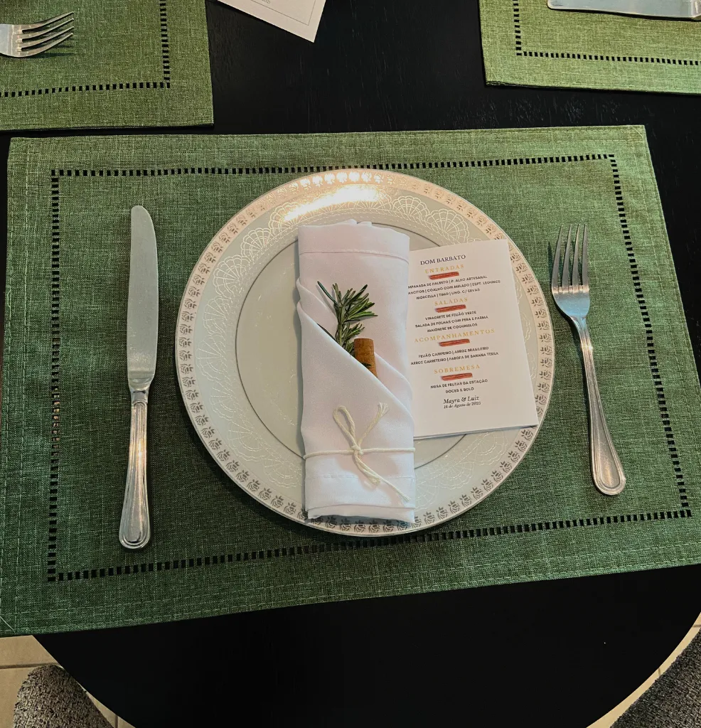 Mini Wedding Com Churrasco - Buffet de Churrasco - mesa posta