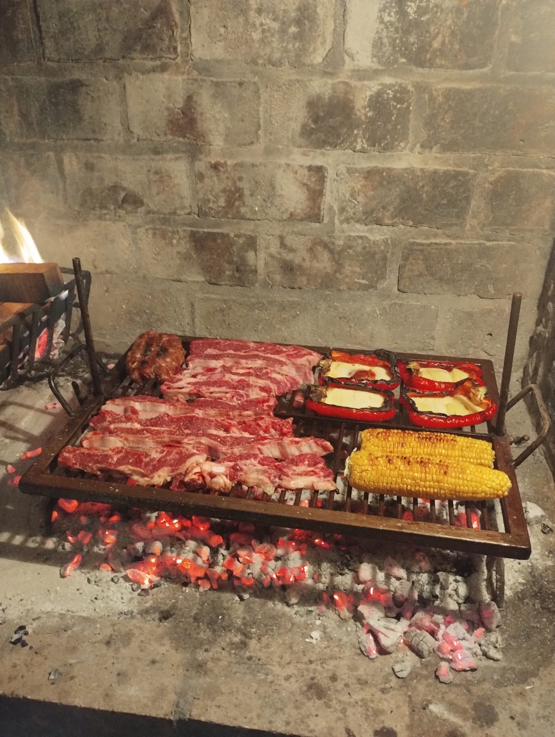 Asado argentino na parrilla