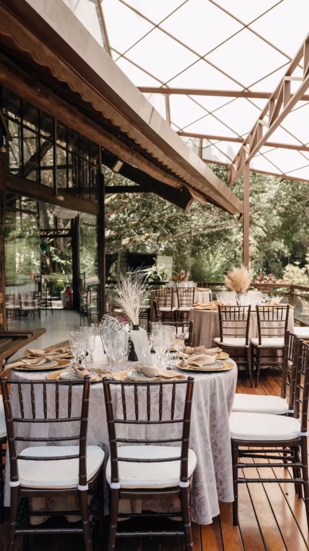 Foto da mesa de casamento para os convidadsos - buffet de churrasco apra casamento